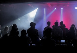 Soirée de rentrée des étudiants sur le campus Tertre de l'Université de Nantes