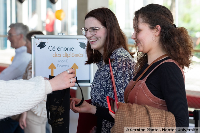 CeremonieDiplomes_FacdeDroit_006.jpg