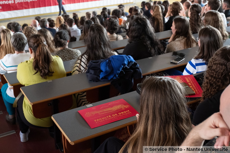 CeremonieDiplomes_FacdeDroit_035.jpg