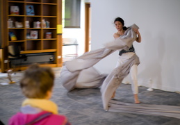 Duo intime, où se mêlent la parole et le geste, Anelaine et Cécile Tahon 