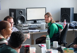 La traversée de l'heure bleue : un projet radio pour explorer la nuit