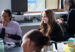 La traversée de l'heure bleue : un projet radio pour explorer la nuit