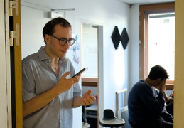 La traversée de l'heure bleue : un projet radio pour explorer la nuit