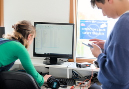 La traversée de l'heure bleue : un projet radio pour explorer la nuit