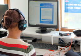 La traversée de l'heure bleue : un projet radio pour explorer la nuit