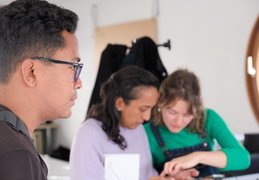 La traversée de l'heure bleue : un projet radio pour explorer la nuit